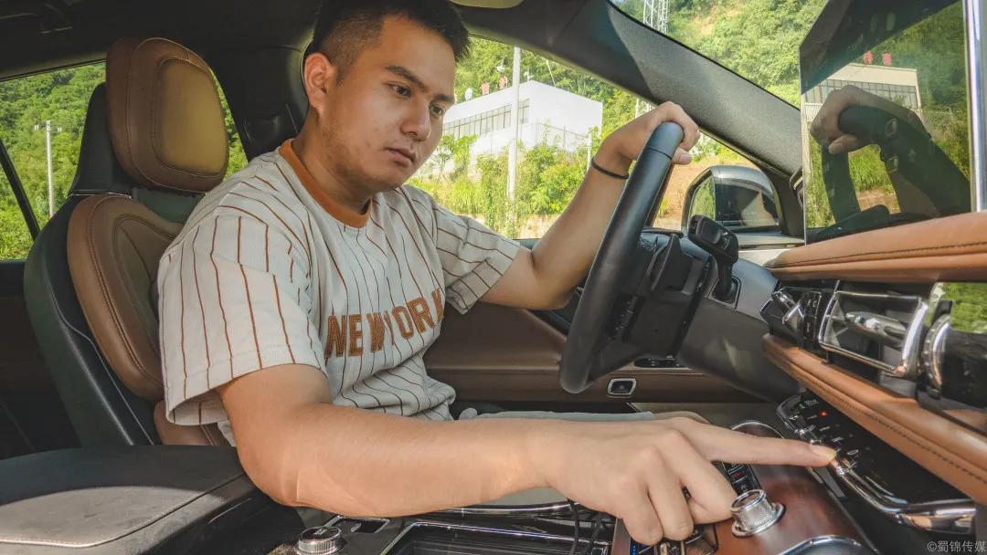 花途锐2.0T的钱，能买纯正豪华品牌3.0T大SUV