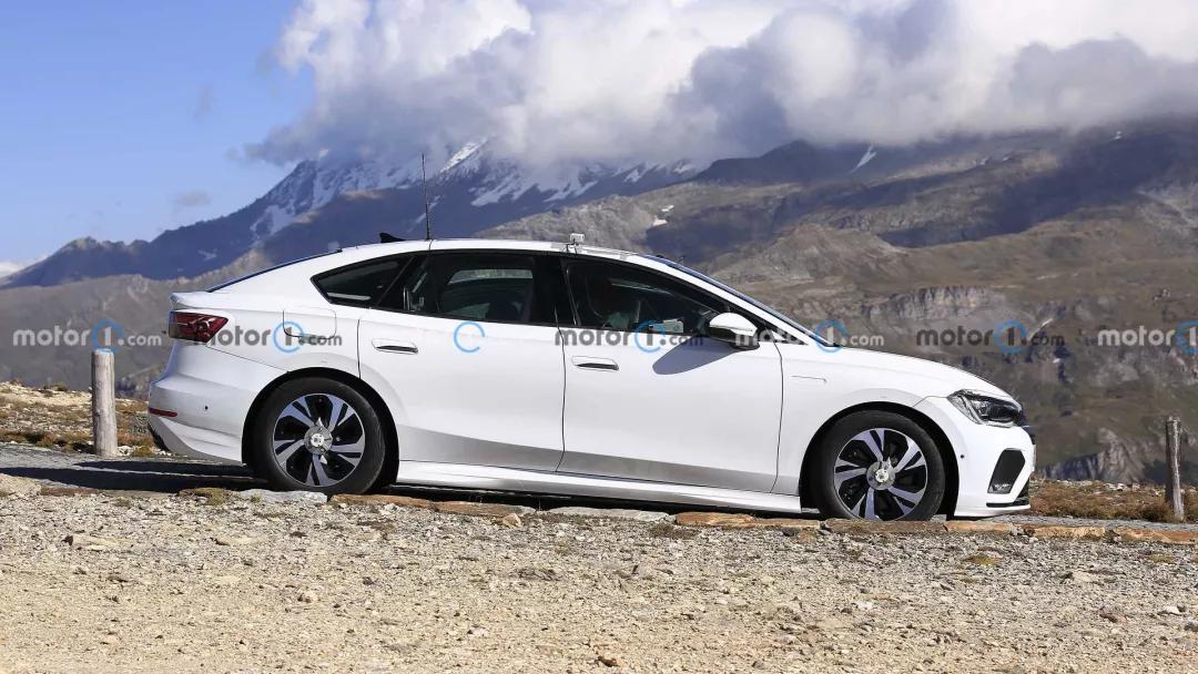 F1迎来首位中国车手；特斯拉销量再创新高