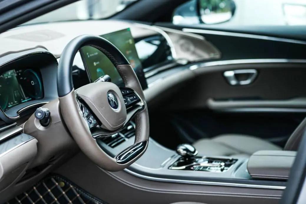 颜值高、动力强、开着爽，关键还不贵！汉DM：这很难吗？