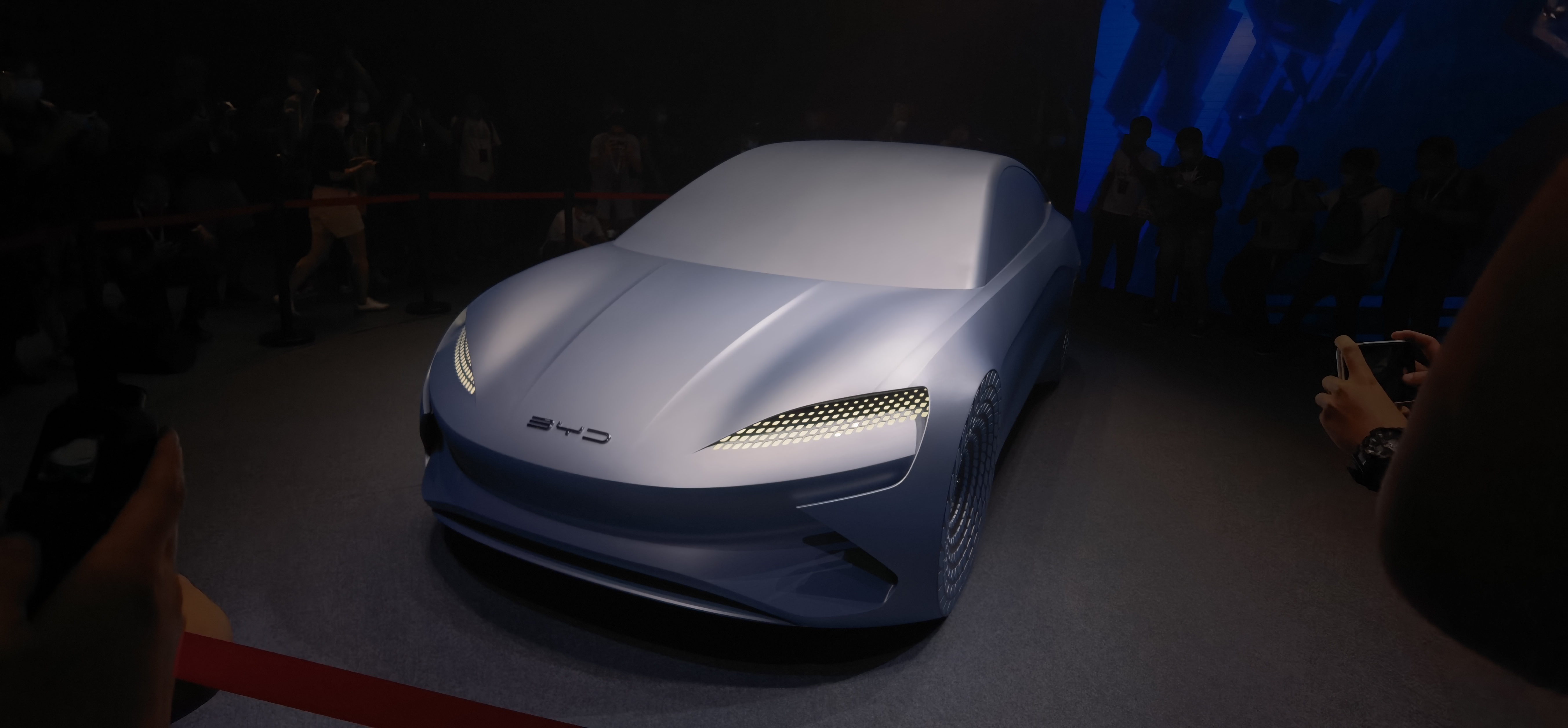 小号撩车:比亚迪ocean-x概念车亮相 e平台3.0打造