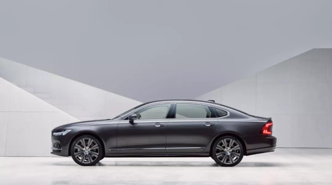 车载音响品牌PK，花钱选装音响到底值不值？