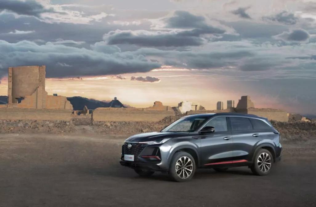 10-15万SUV这么多，为什么两年就有40万用户选择了长安CS75PLUS