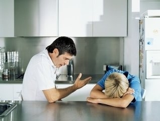 為何孩子越大越不聽話？ 帶你了解導致�家庭戰爭�的�根源�