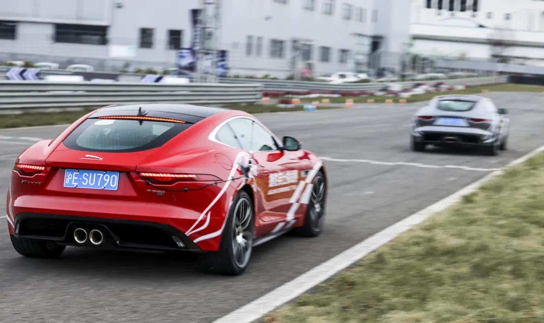 在上过赛道之后，你就知道人们为什么喜欢捷豹