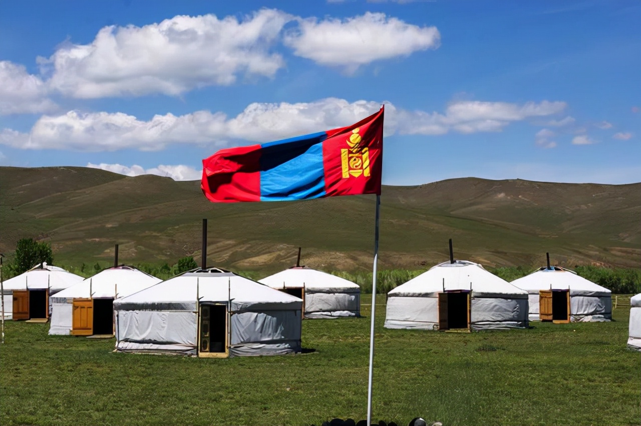 蒙古国最黑暗的历史：成吉思汗被污蔑，整个民族差点被同化