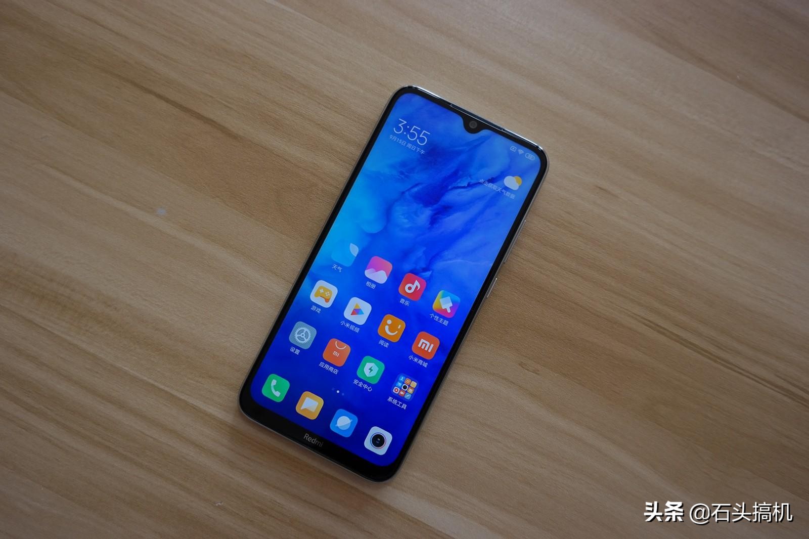 Redmi Note 8皓月白开箱图赏！玻璃手感好颜值高