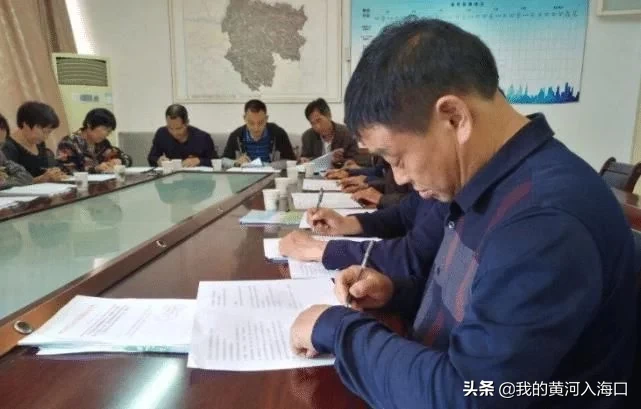 村干部工資沒(méi)有農(nóng)民工高，為什么生活水平卻比農(nóng)民高很多？
