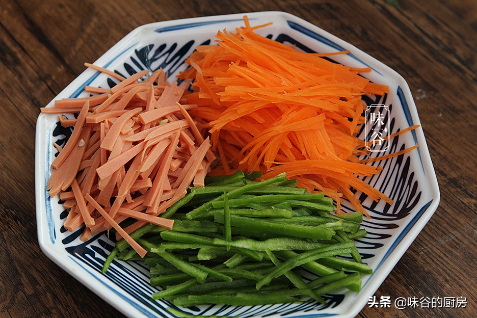 過年必做這道吉祥菜，蒸一蒸就上桌，美味又美觀，寓意福氣滿滿