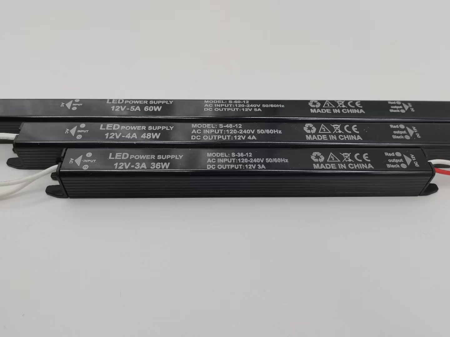 小黑系列細長條電源