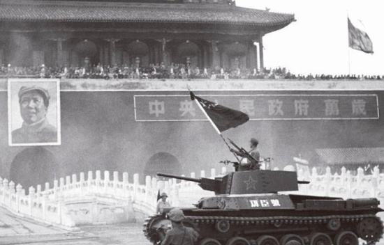朱德说：“从现在起，我才真正是陆海空军总司令了！”