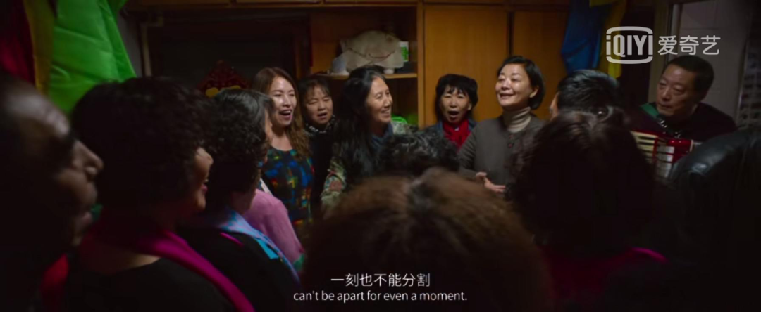 文艺片女王又出新作，讲遍家庭那点事，我却不敢跟家人一起看