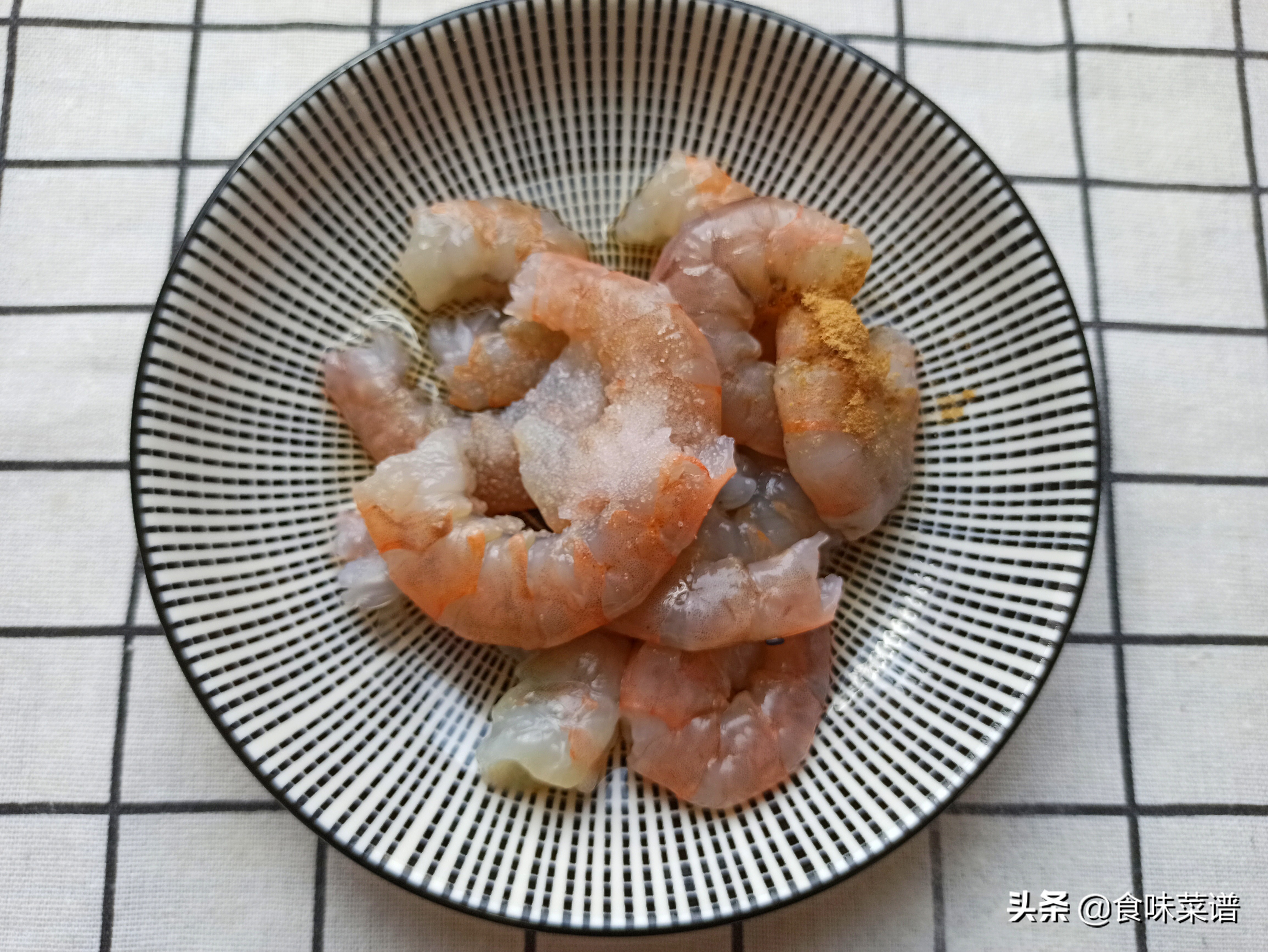 虾仁最好吃的4种做法，步骤简单，鲜嫩美味解馋，很适合新手学习