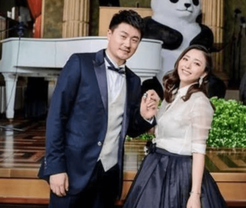 被杜淳追求，38天闪婚闪孕，被迪士尼封杀，黄小