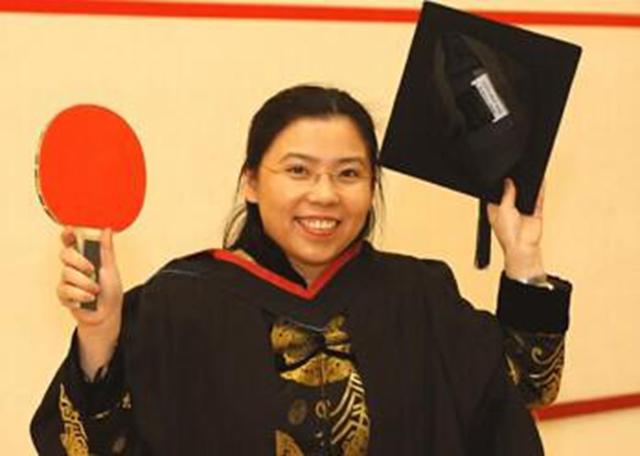 “乒乓女皇”邓亚萍的故事：退役后为何不去执教国家队？