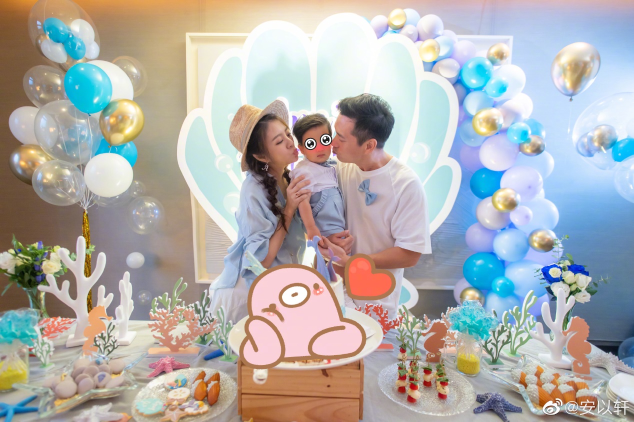 安以轩晒二胎孕肚照，豪门老公亲吻大肚，上一胎送老婆过亿豪宅
