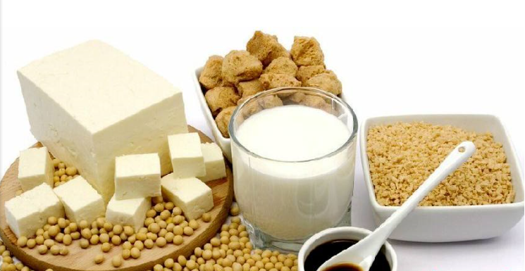 有种“暴风式”成长叫森碟，一不留神身高就很惊人，妈妈饮食有功