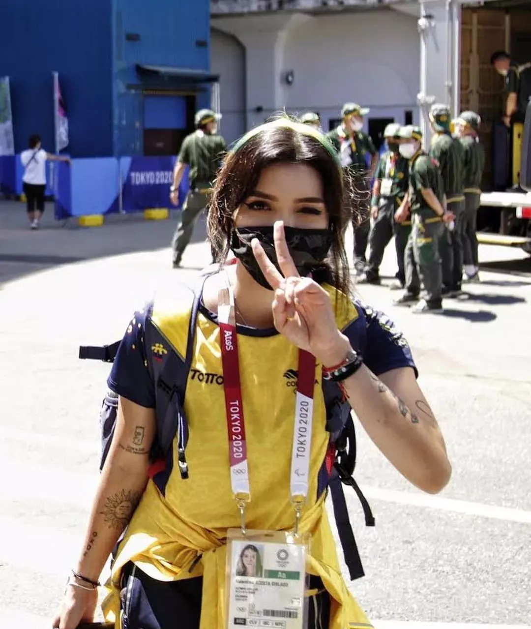 哥伦比亚妹子参加射箭比赛,因高颜值意外走红,网友:爱神丘比特