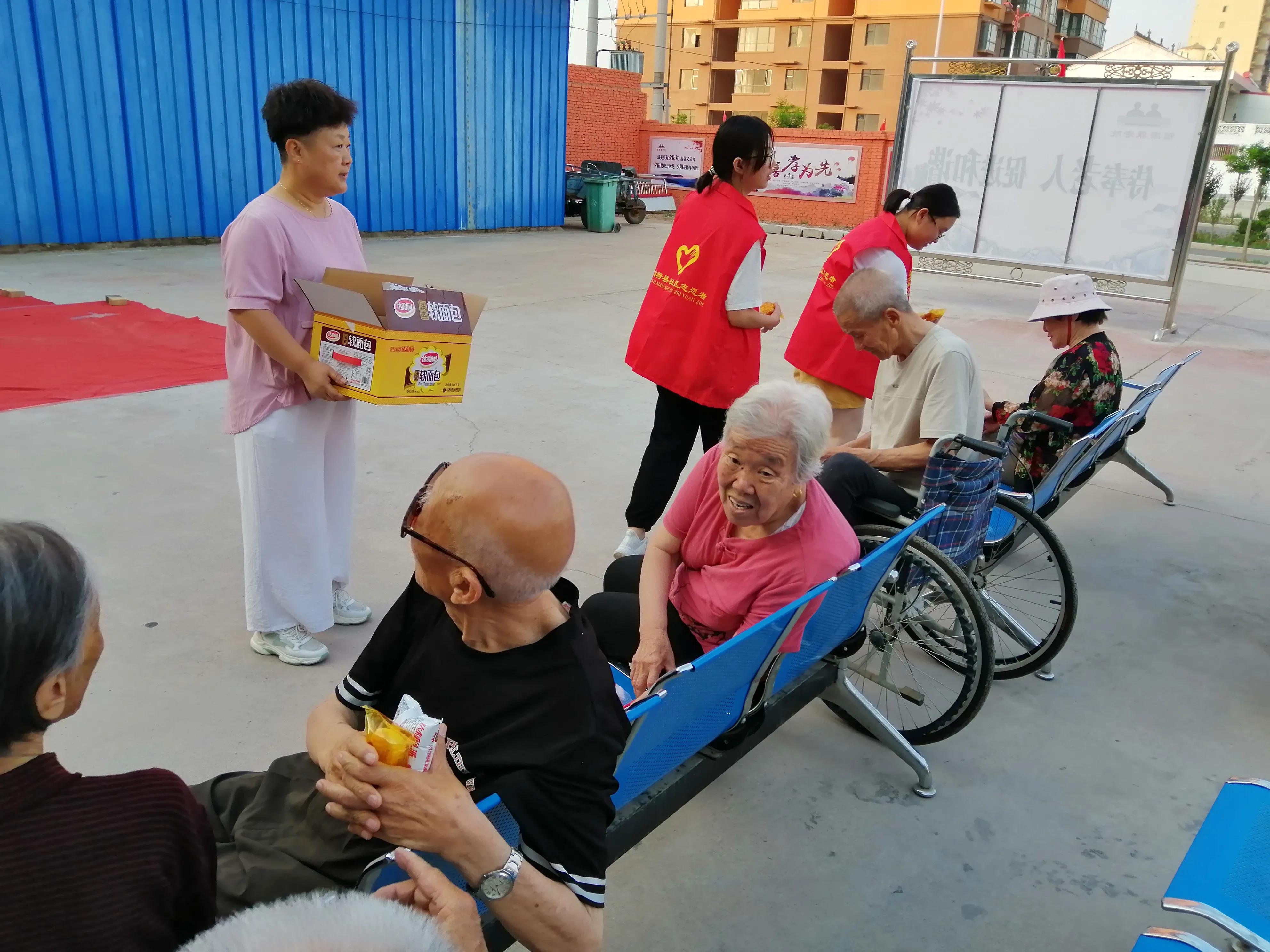 一叶在风雨中红船跨百年——成长为世界之海远航的巍巍巨轮