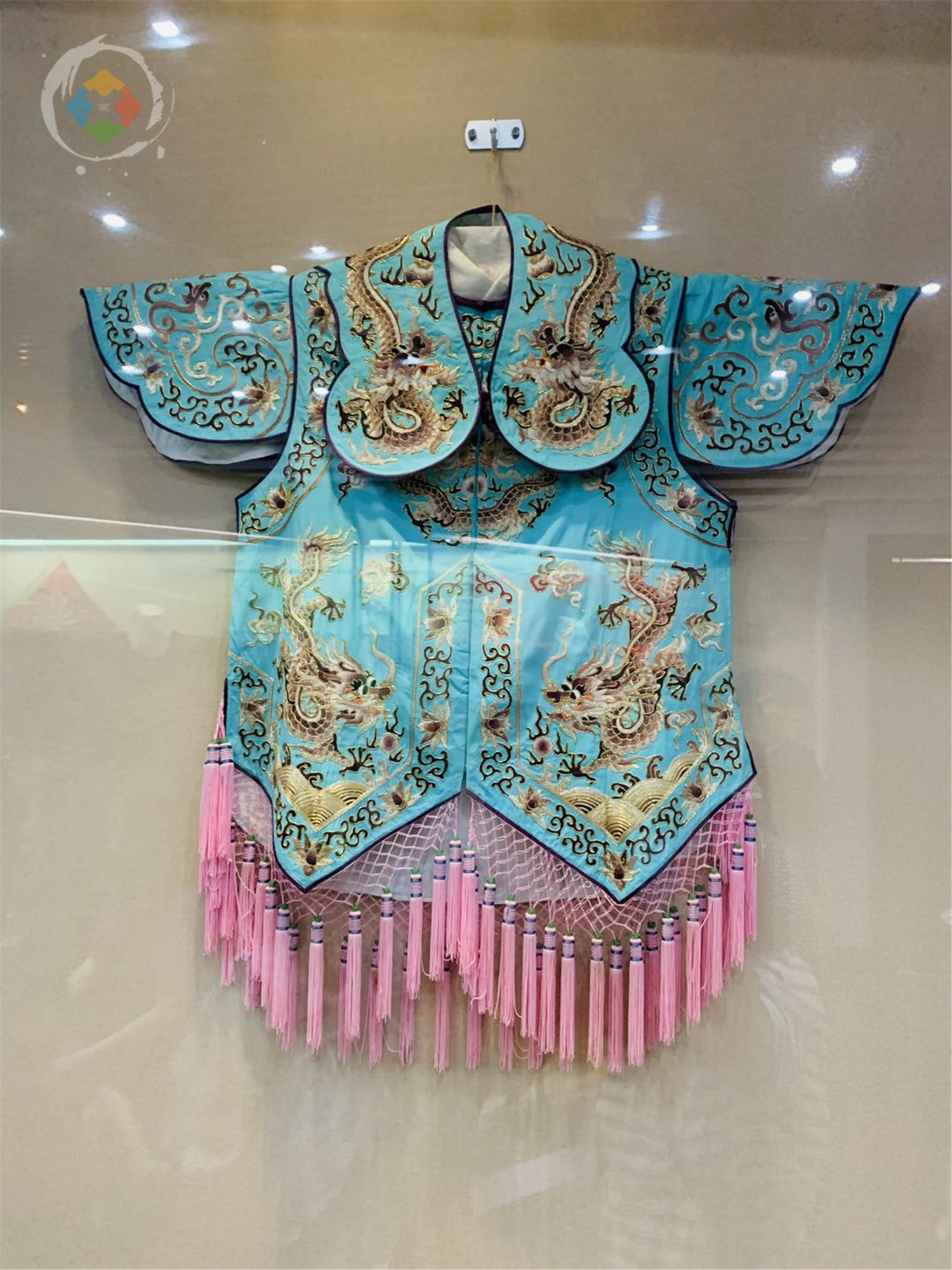 中国传统戏曲是“濒危物种”？重庆川剧砥砺前行，票价越来越便宜