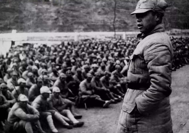 抗战时八路军都绑腿，为何抗美援朝时却不绑？