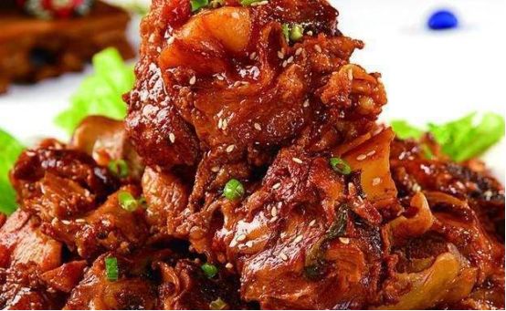 香喷喷的几道家常下饭菜，简单好吃又营养，天天吃都不厌