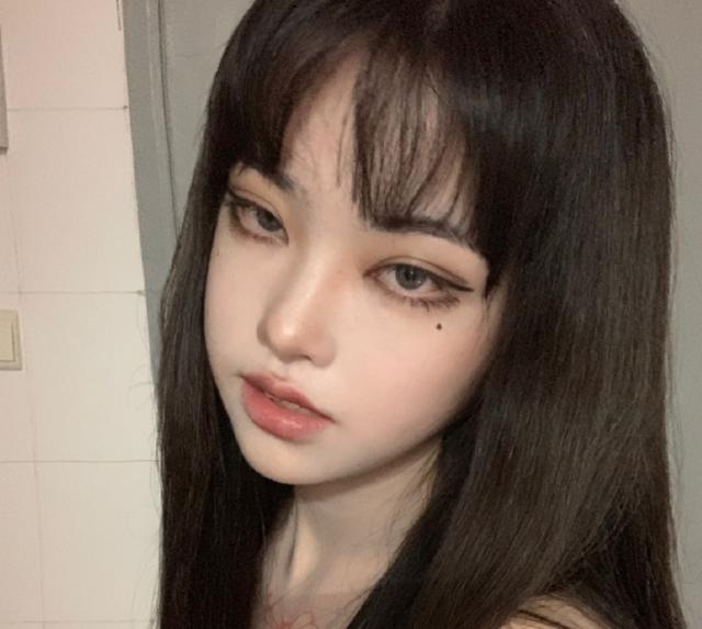 这是我见过最还原的富江仿妆原作者都点赞妹子是中国人