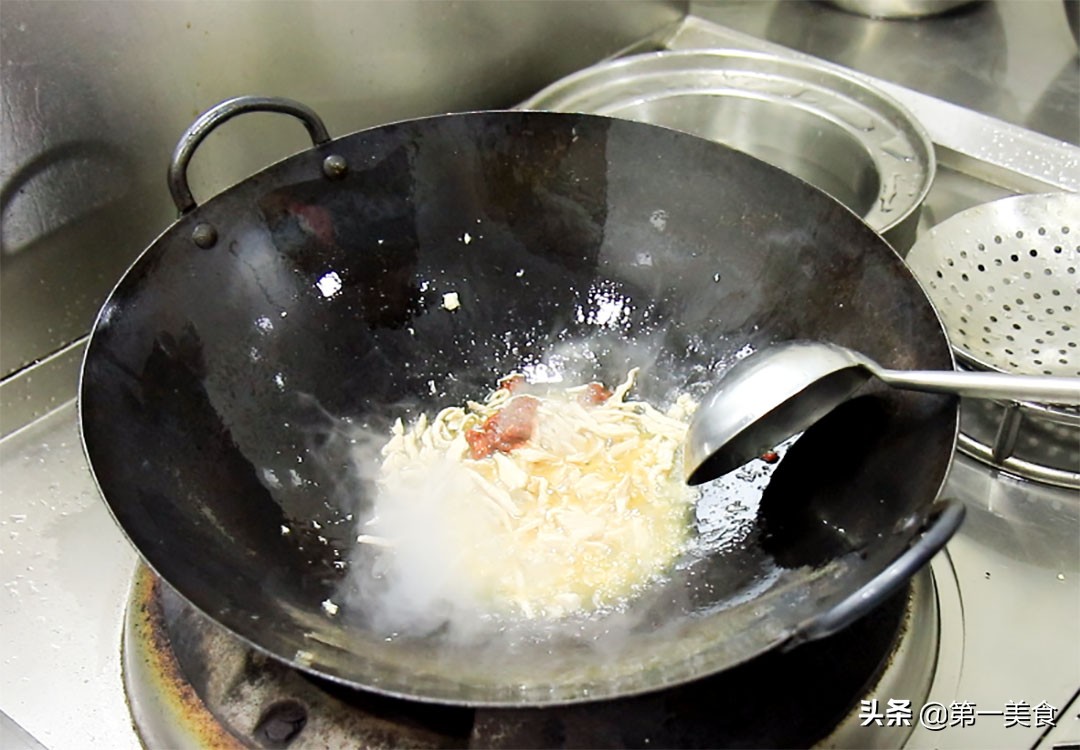 图片[5]-家常杏鲍菇烧肉做法  好吃又下饭-起舞食谱网
