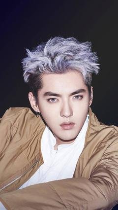 归国四子，为何扎根综艺？黄子韬，鹿晗逼不得