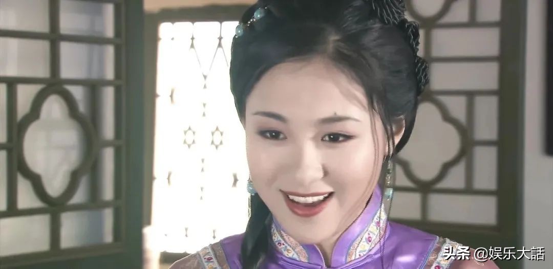脸上有痣也好看的女演员，只服这6位，位置恰到