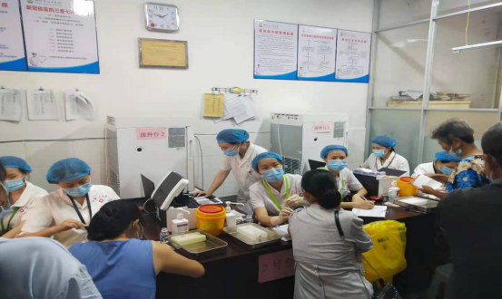 「我为群众办实事」“—记文陂卫生院在新圩新冠疫苗接种点