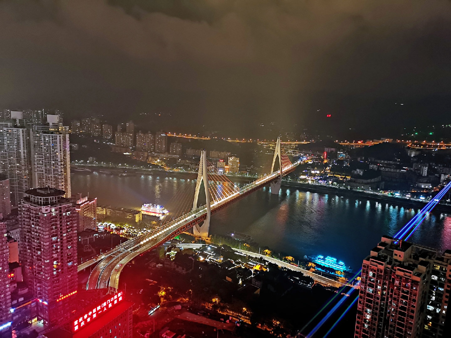 再游山城，才知道为什么重庆旅游这几年持续火爆
