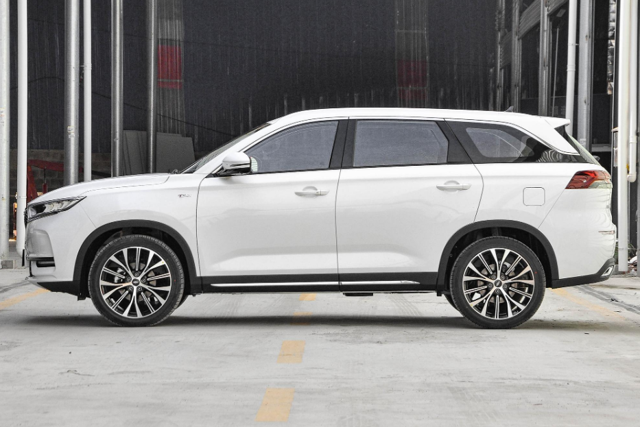 预算十万，长安欧尚X7和哈弗H6选哪个，对比都在这里了