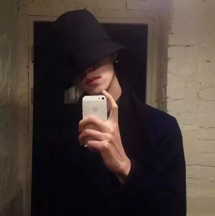 男生霸气冷酷动漫头像照片