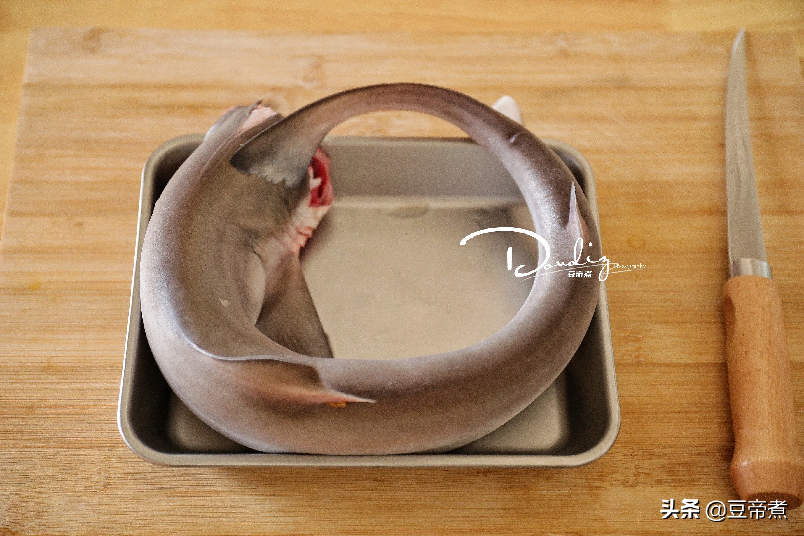 鲨鱼肉到底能不能吃，该怎么做才好吃，福建人告诉你，它的吃法