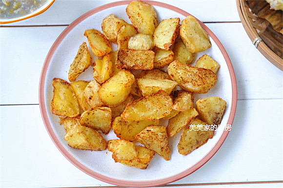 三伏天，真是愛極了土豆這個吃法，不煎也不炒，低油少鹽超健康