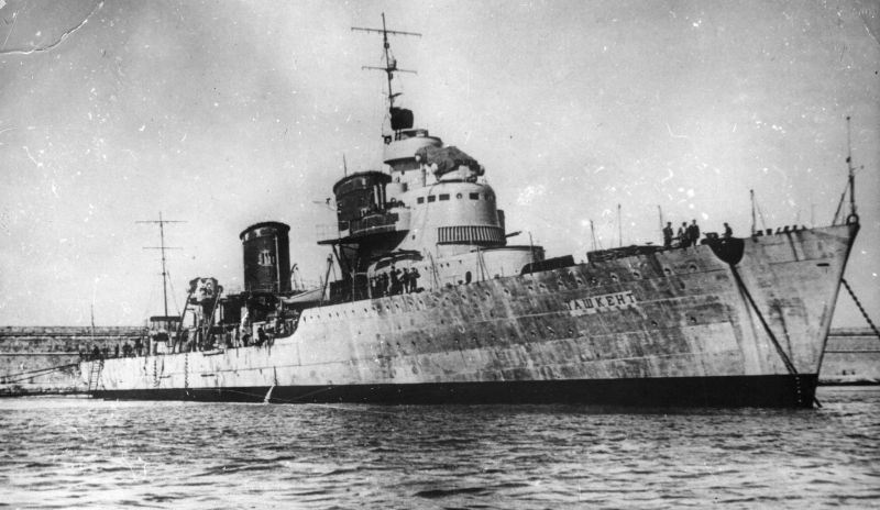 苏联天蓝旗舰，二战期间极速狂飙的驱逐舰：塔