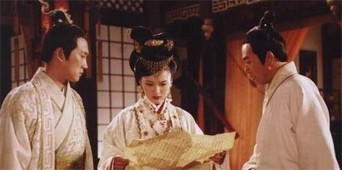 中国史上唯一坚持一夫一妻的皇帝，独宠皇后18年，称皇后家为龙窝
