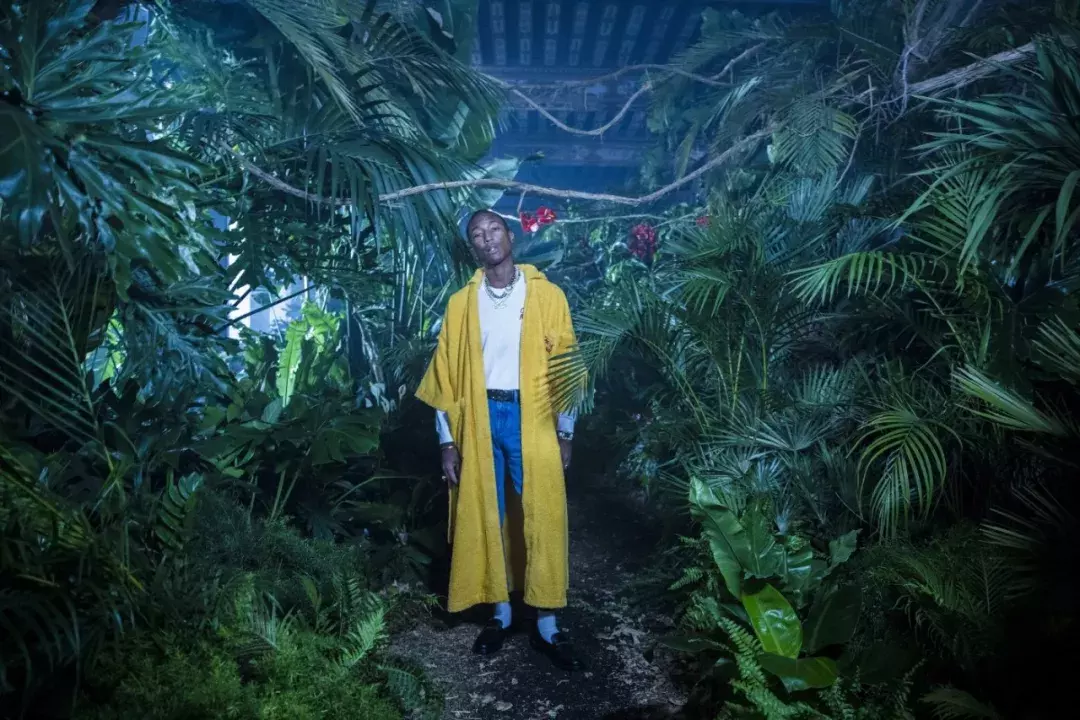 拿下chanel多个“史无前例”的菲董,在带货能力上真的不输kanye