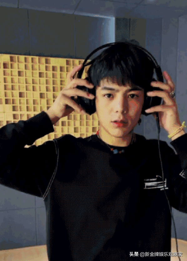 Ding Zhen exposes to the sun oneself see Gu Ling's mom, go out to do not have a few months, became make stalk gift without what surprise flatly? 