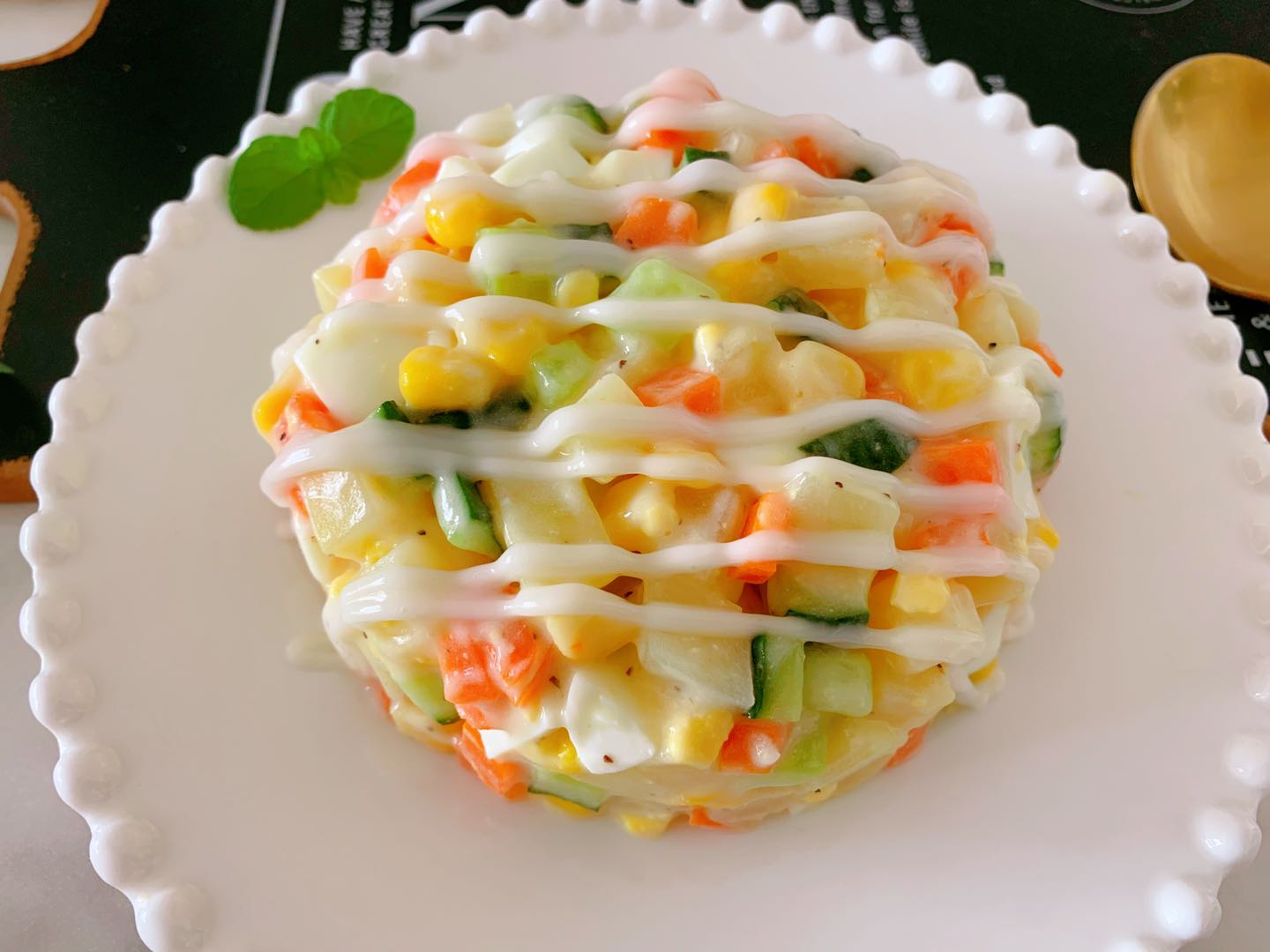 這幾樣蔬菜，焯水拌一拌，沒想到這麼好吃，低脂低卡又解饞好吃