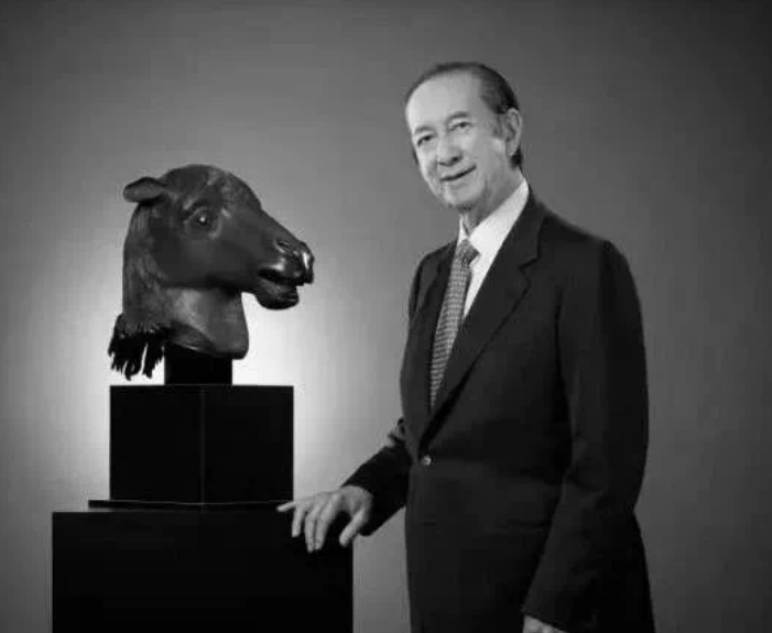 赌王何鸿燊去世，网友却为他家产操碎了心，奚