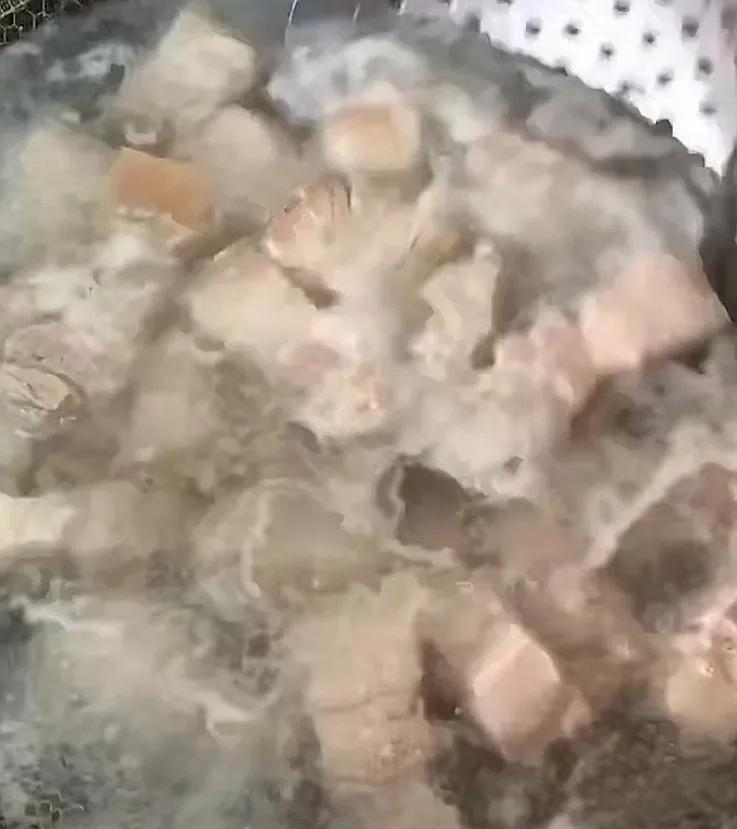 五花肉怎麼做好吃肥而不膩？ 加1步做法和多下1種配料便肥而不膩