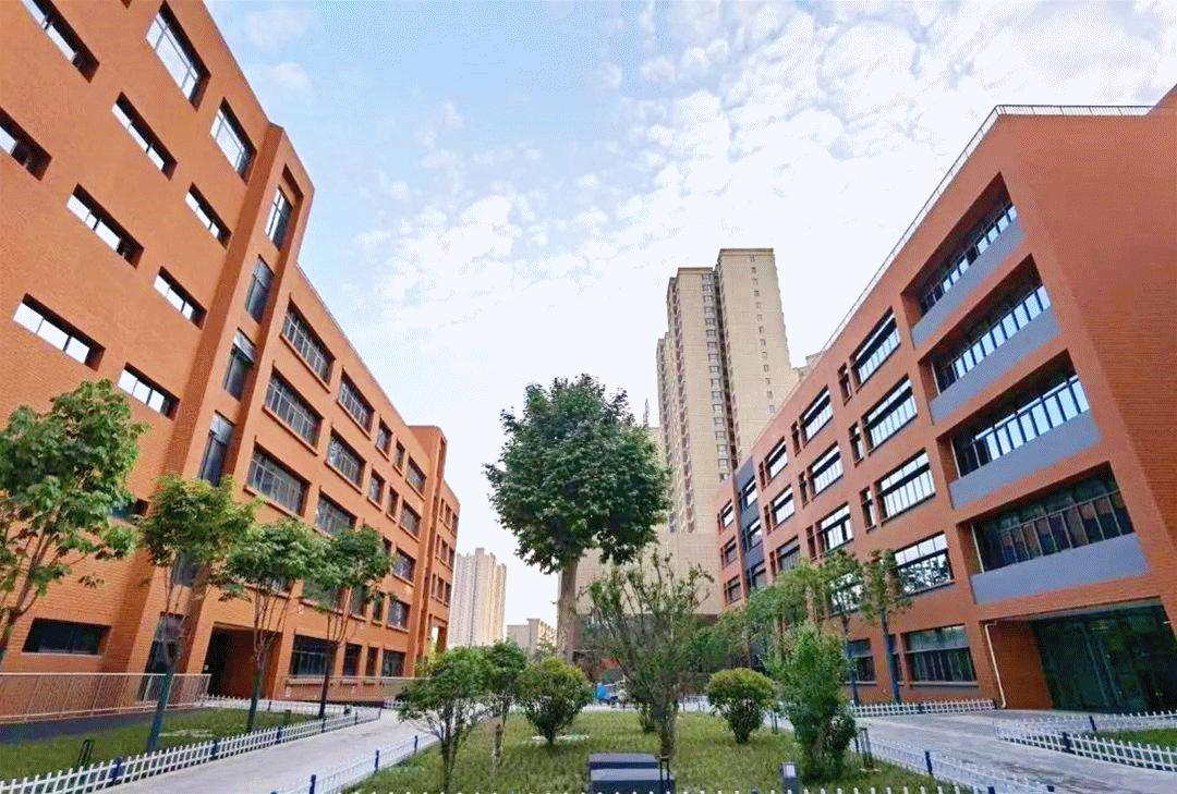 咸陽渭城中學新校區(qū)正式投用!高顏值實景圖(圖1)