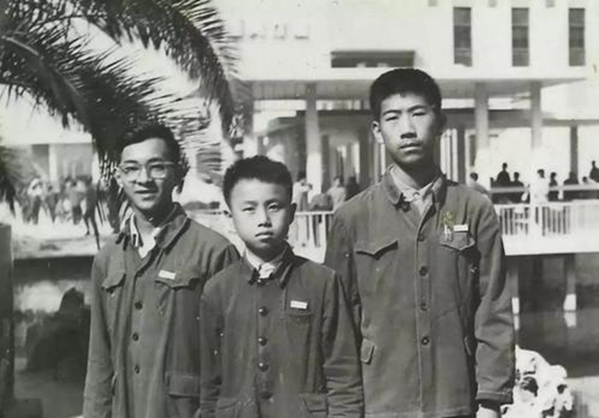天才作家，15岁入北大25岁自杀，死前留下一首诗红了几十年！