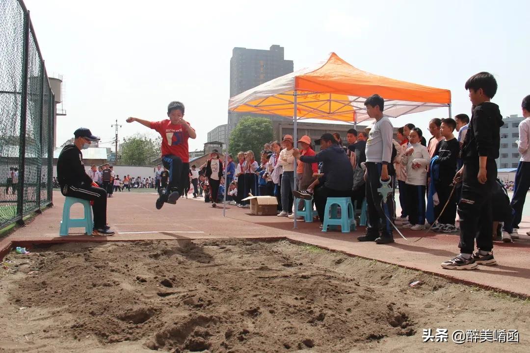 陕州区实验小学怎么样?春季田径运动会掠影(图26)