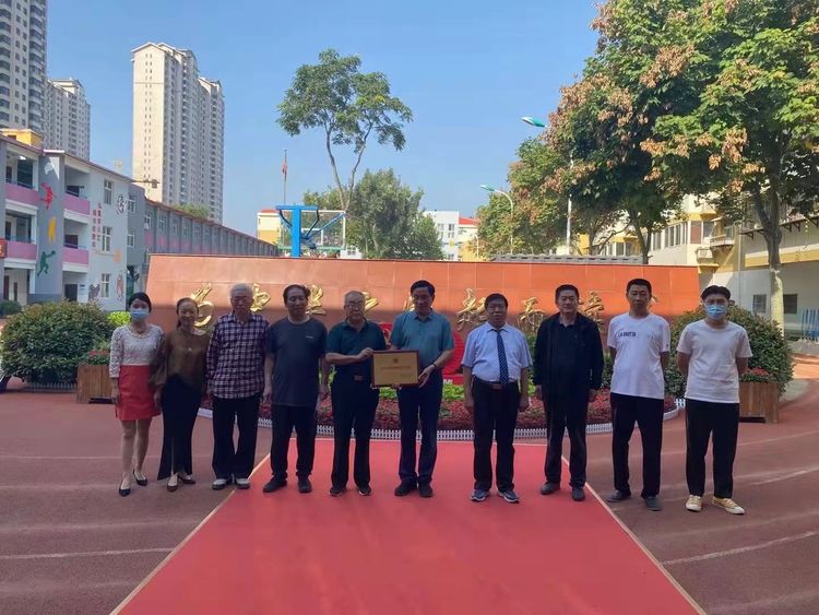 叢臺區(qū)永安中學慶祝第37屆教師節(jié)(圖19)