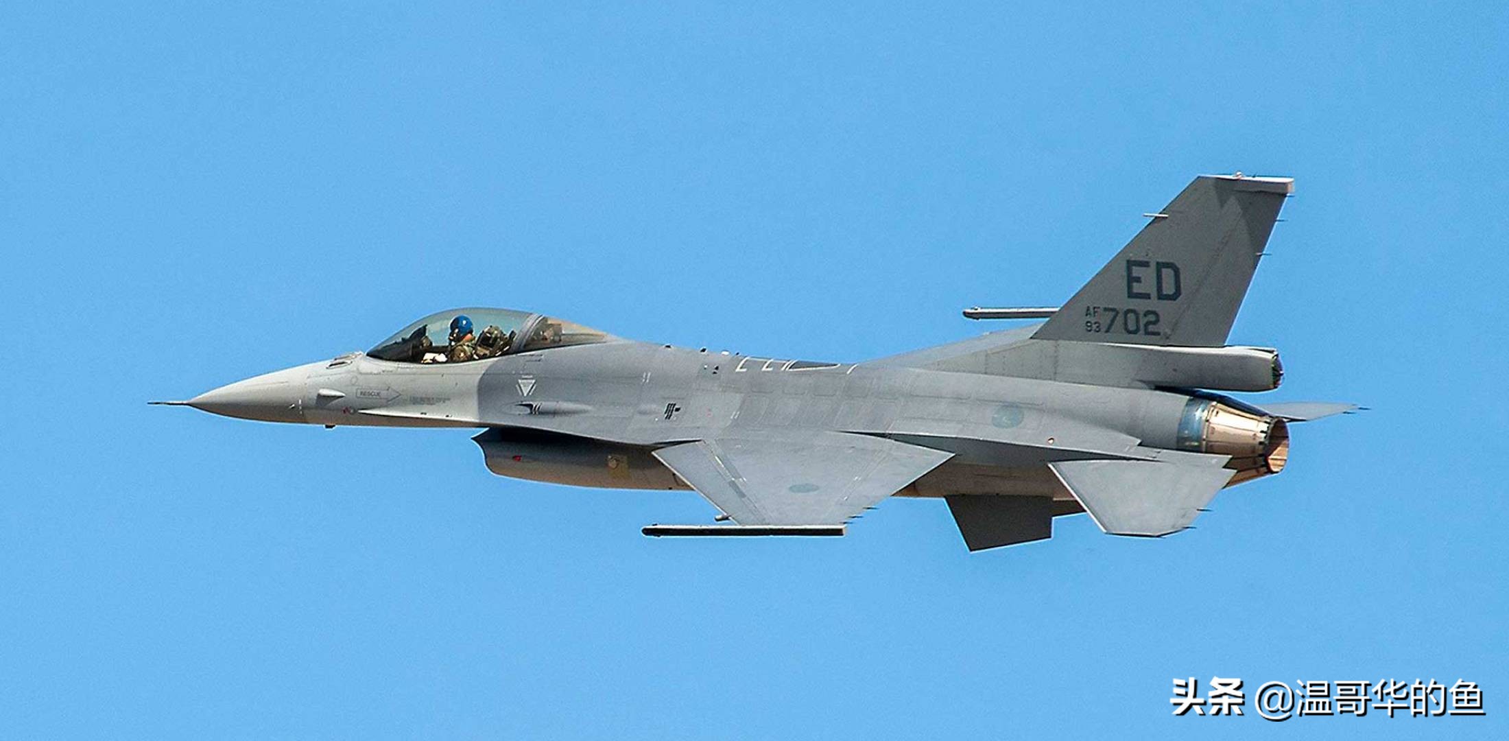����̨����66��F-16Vս�����-10C��ȣ�������ģ�