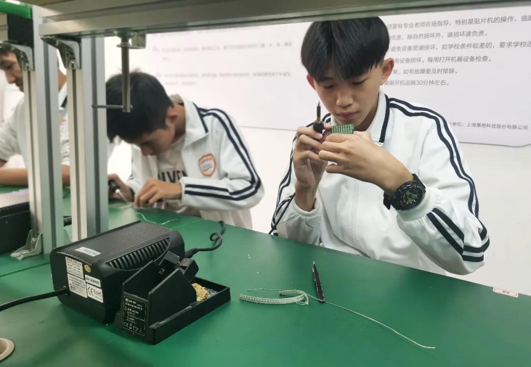 「校园纪事·北海中职·智能制造专业」愿我们的激情不退散