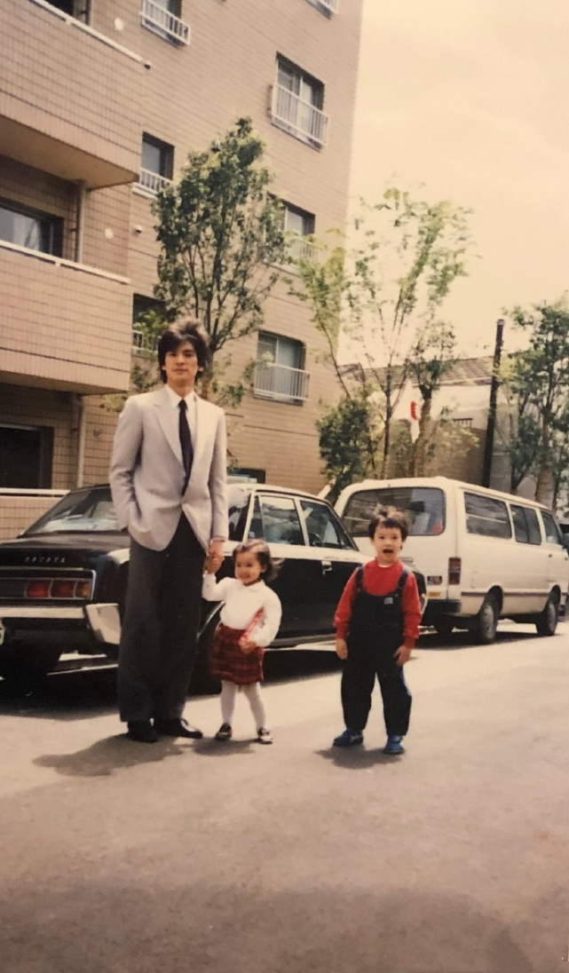 林志穎為岳父慶生，66歲陳爸爸顯年輕，與女兒女婿同框氣場不輸