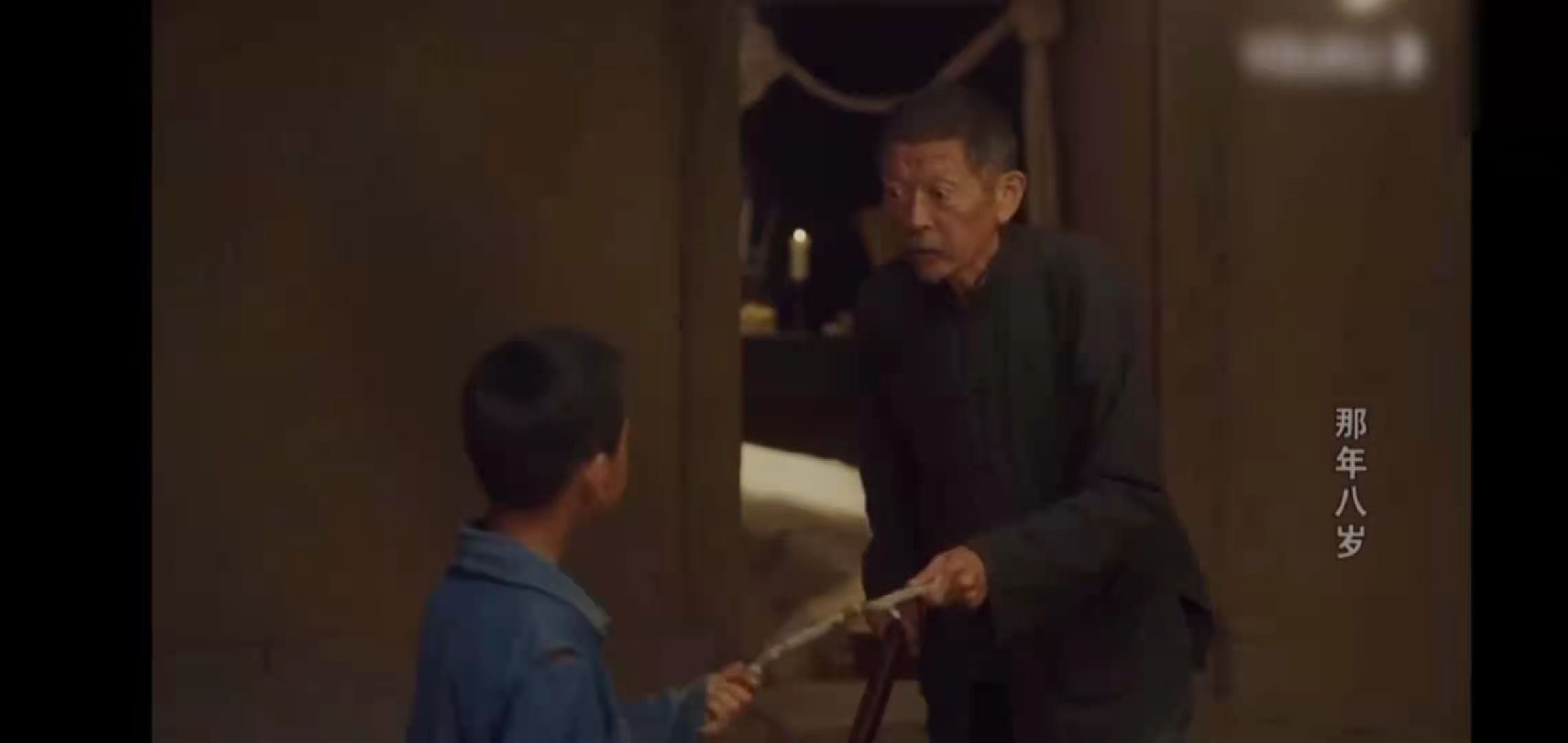 只為6塊錢，他被親爸賣給一個盲人